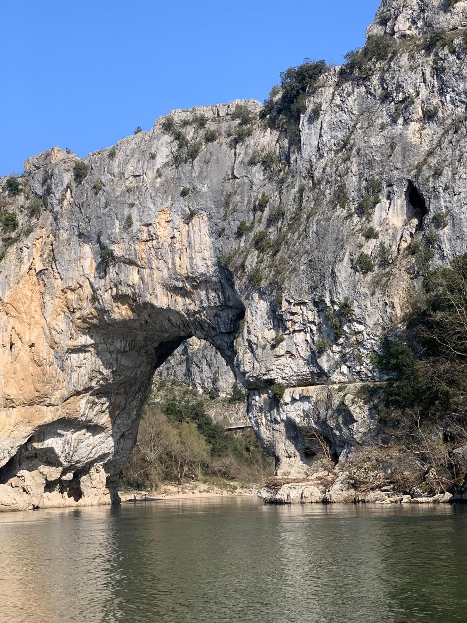 Maison Piscine & Spa Vallon Pont D'Arc Экстерьер фото