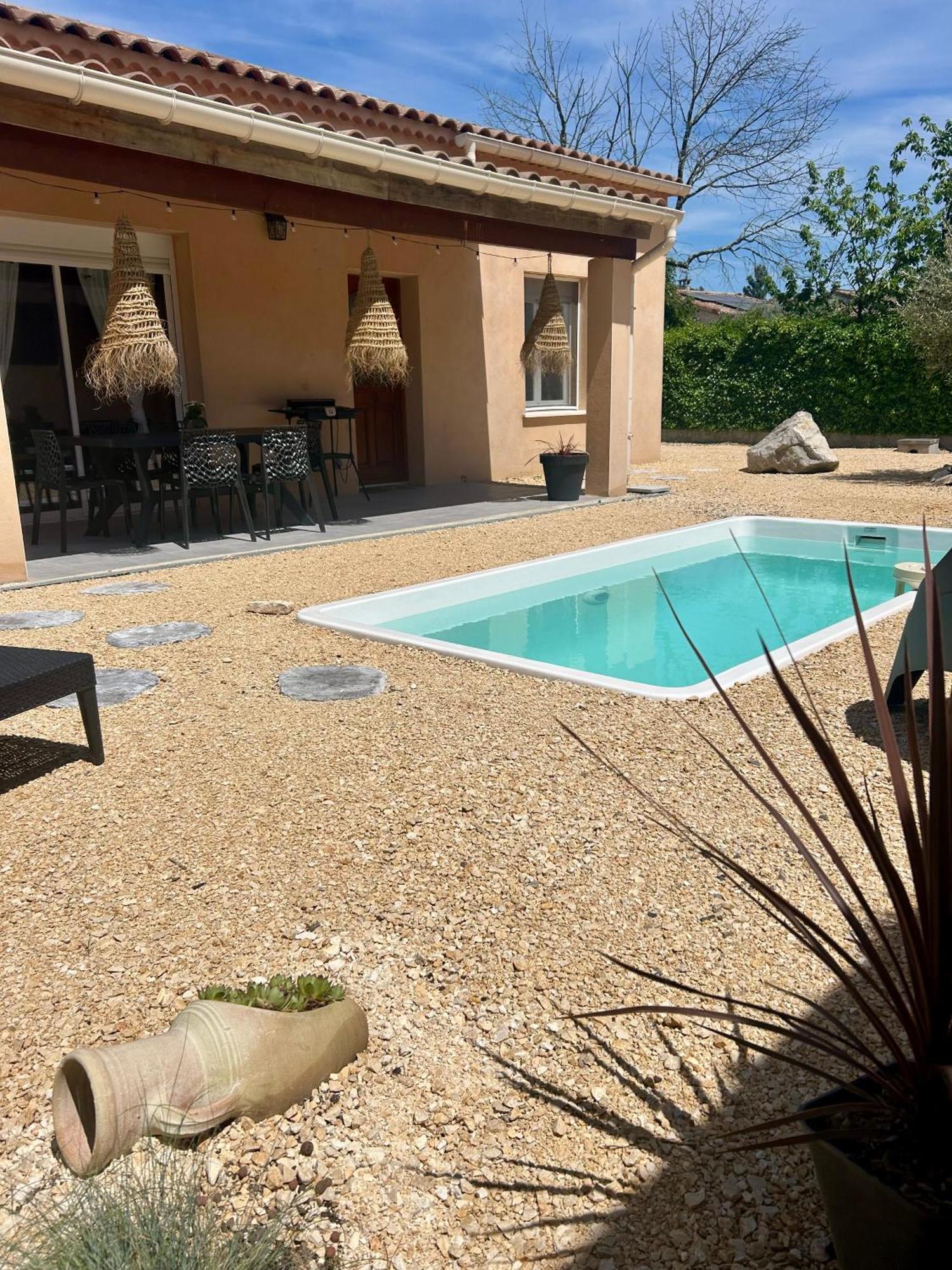 Maison Piscine & Spa Vallon Pont D'Arc Экстерьер фото